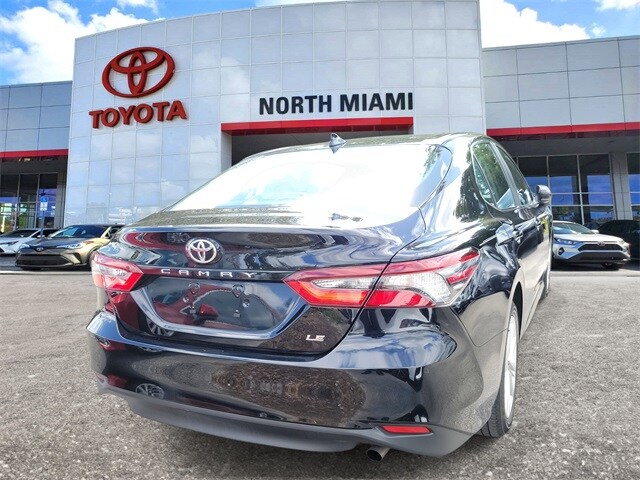 2024 Toyota Camry LE photo 4