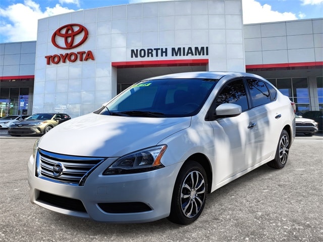 Used 2013 Nissan Sentra SV with VIN 3N1AB7AP7DL731071 for sale in Miami, FL