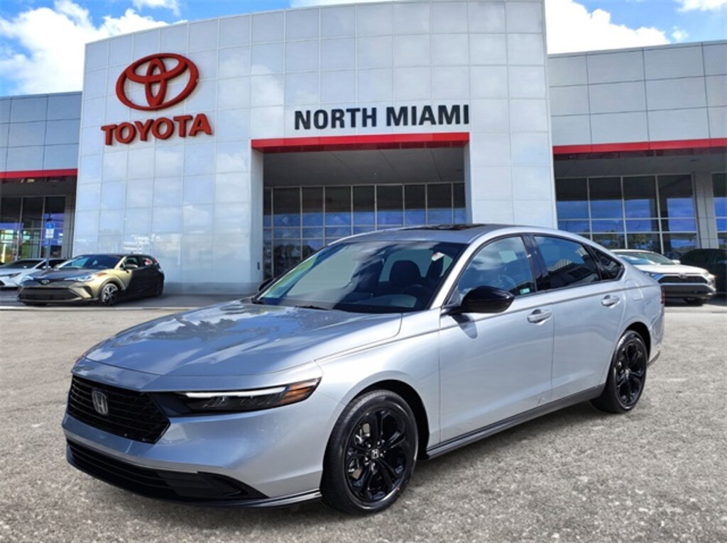 Used 2025 Honda Accord SE Sedan