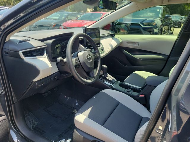 2025 Toyota Corolla LE - Photo 10