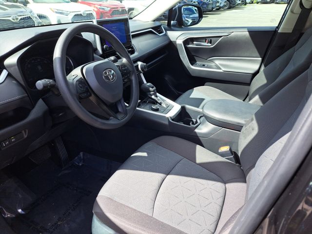 2025 Toyota RAV4 Woodland Edition - Photo 11