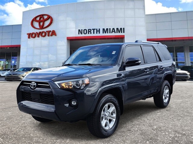2024 Toyota 4Runner SR5 Premium photo 2