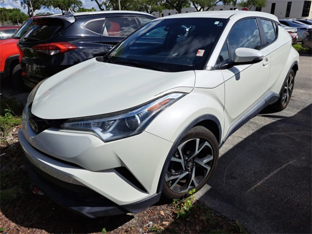 Used 2018 Toyota C-HR XLE SUV
