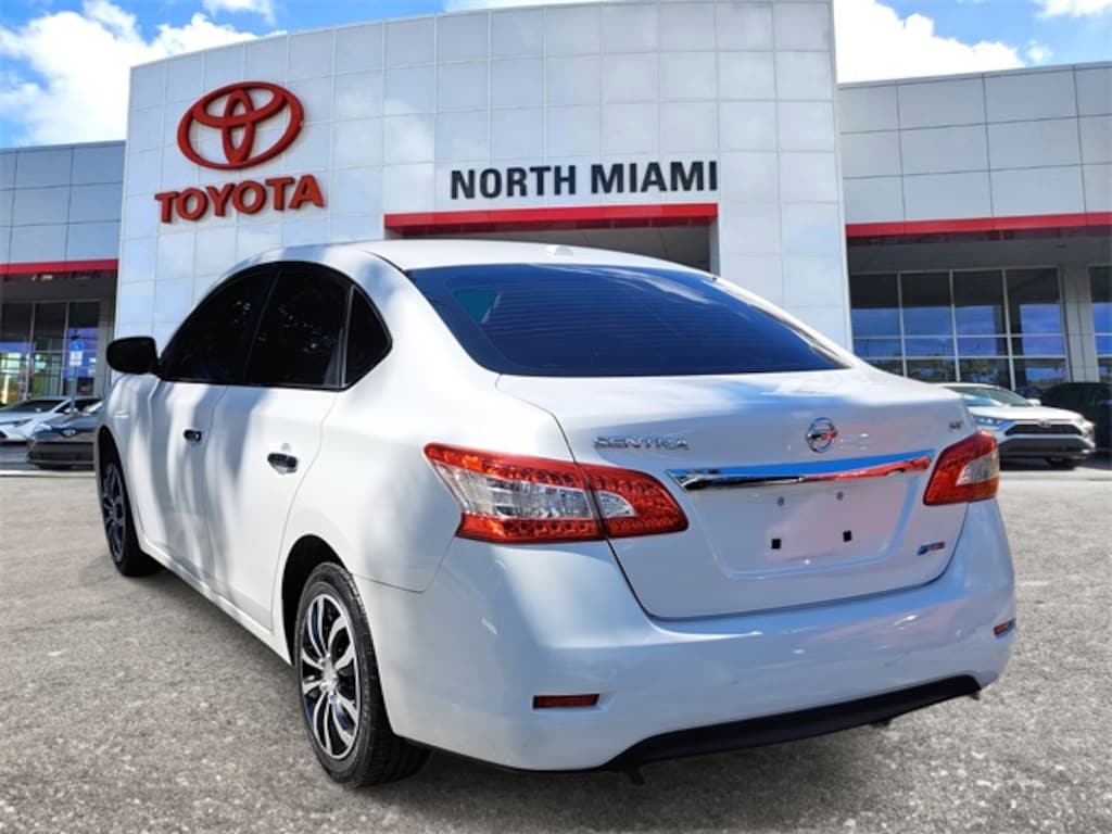 Used 2013 Nissan Sentra SV Sedan