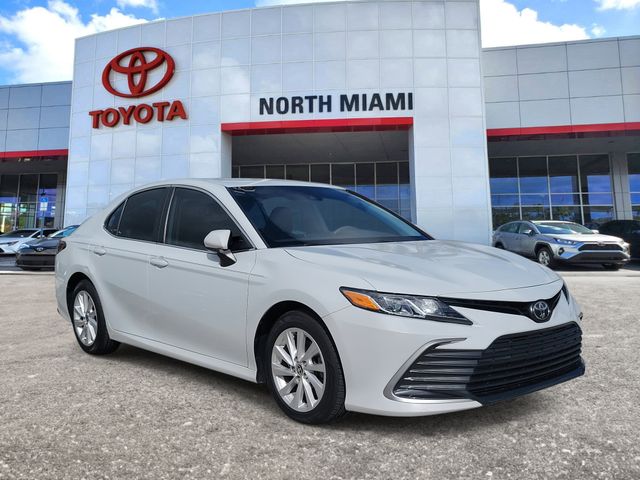2022 Toyota Camry Sedan 
