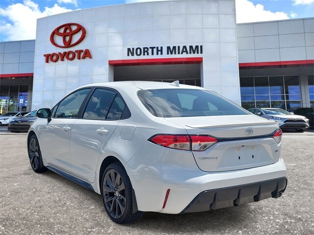 2024 Toyota Corolla SE photo 3