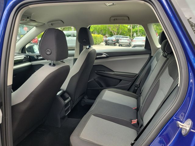 2023 Volkswagen Taos S - Photo 8