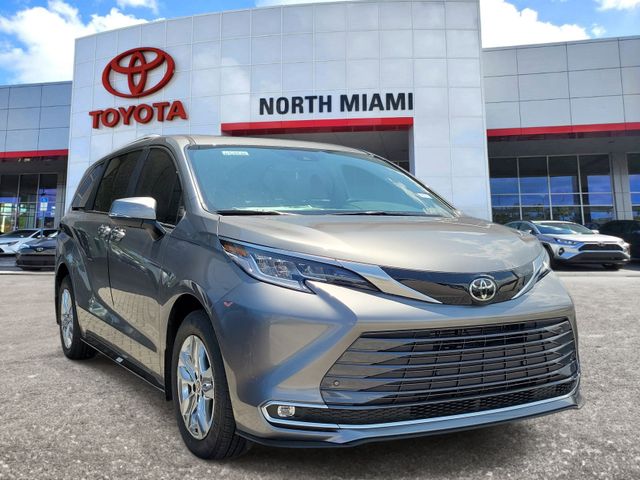 2026 Toyota Sienna Van Passenger Van 