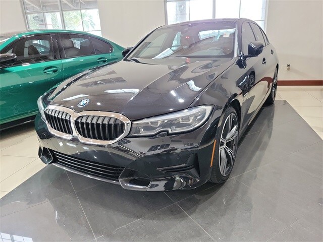 2022 Bmw 330e 3-Series photo 4