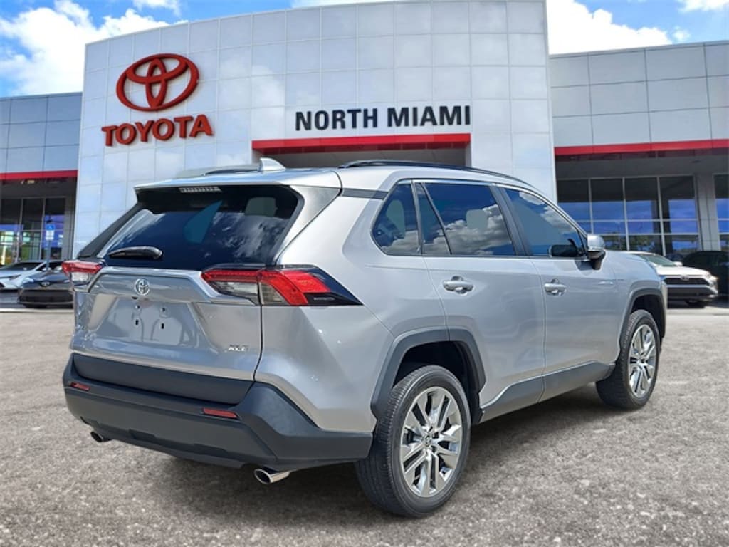 Used 2022 Toyota RAV4 XLE Premium SUV
