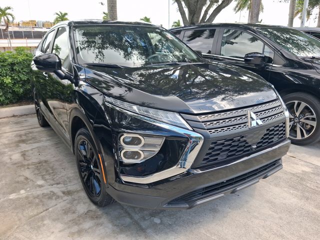 2023 Mitsubishi Eclipse Cross LE S-AWC's photo
