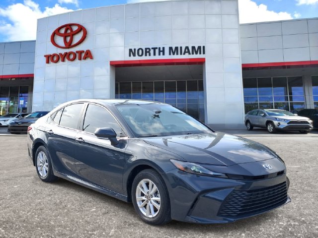 2025 Toyota Camry Sedan 