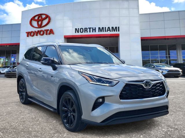 2023 Toyota Highlander SUV 
