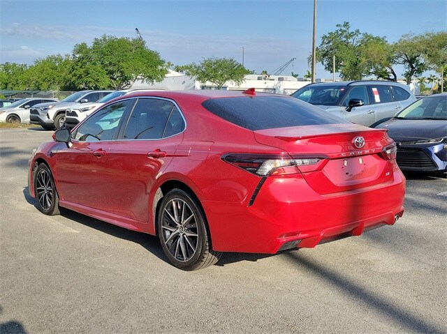2023 Toyota Camry SE photo 2
