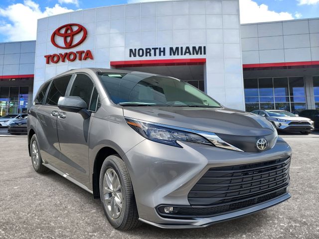 2026 Toyota Sienna Van Passenger Van 