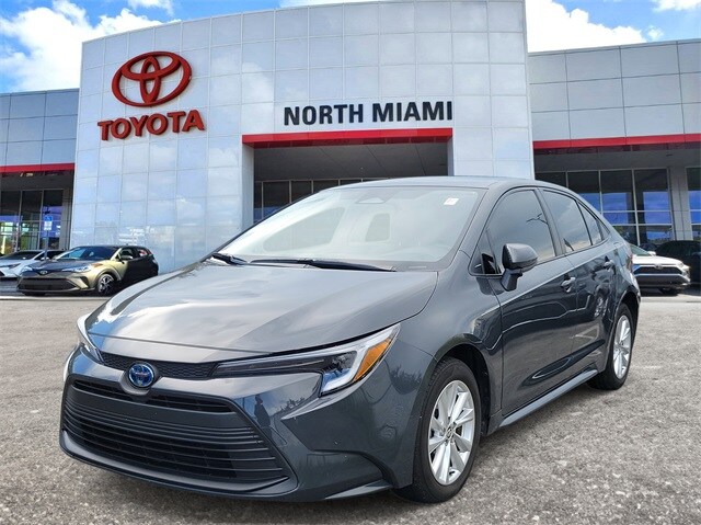 2024 Toyota Corolla XLE LE Premium SE photo 2