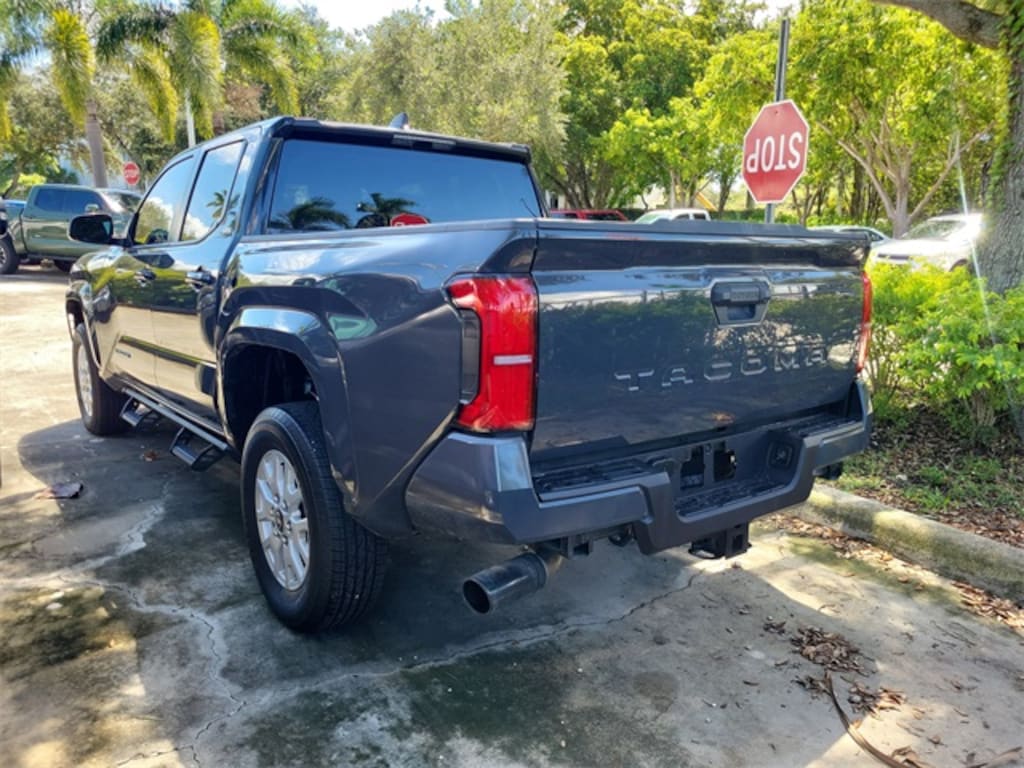 Used 2024 Toyota Tacoma SR5 Truck Double Cab