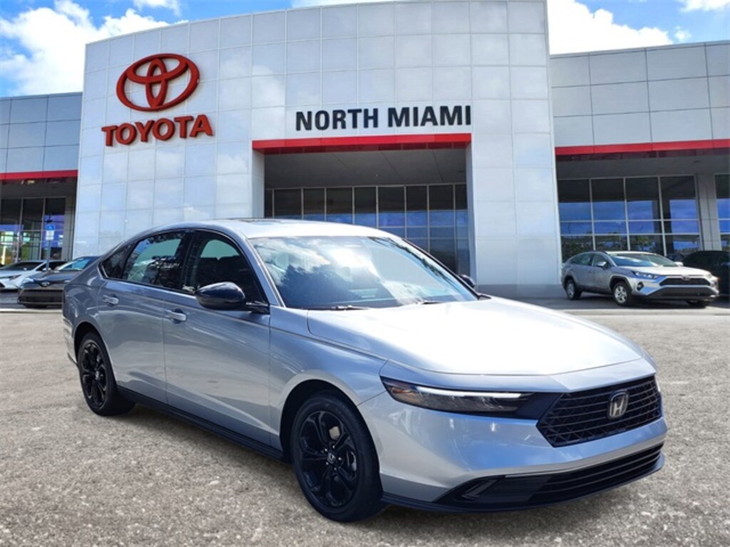 Used 2025 Honda Accord SE Sedan