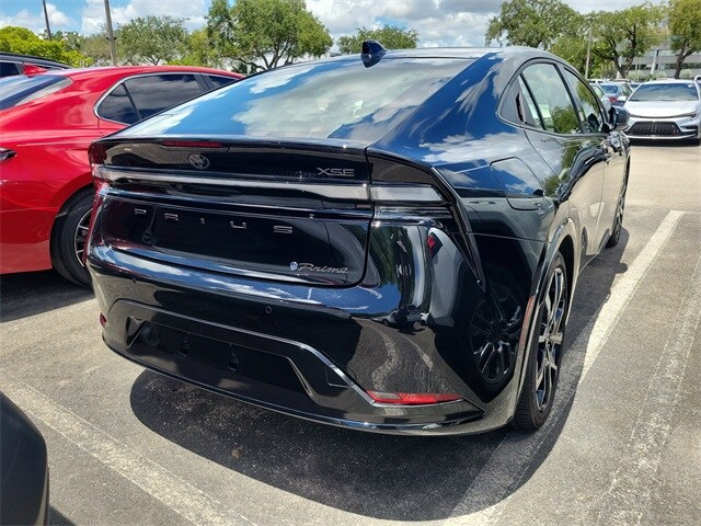 2024 Toyota Prius Prime XSE Premium photo 4