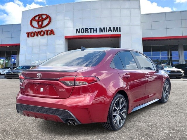 2022 Toyota Corolla XSE photo 4