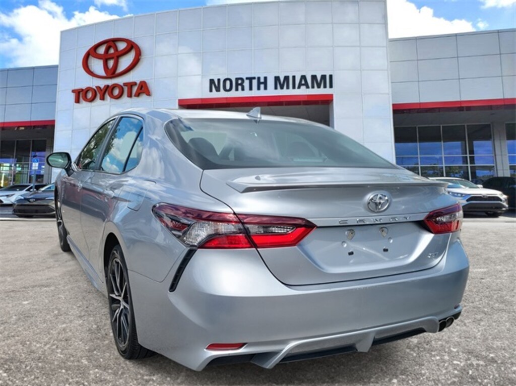 Used 2024 Toyota Camry SE Sedan