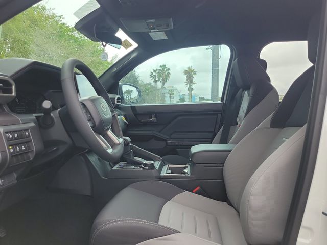 2026 Toyota Tacoma TRD Off Road - Photo 8