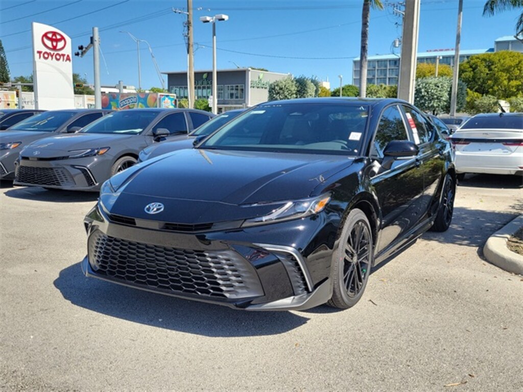 New 2026 Toyota Camry SE Sedan