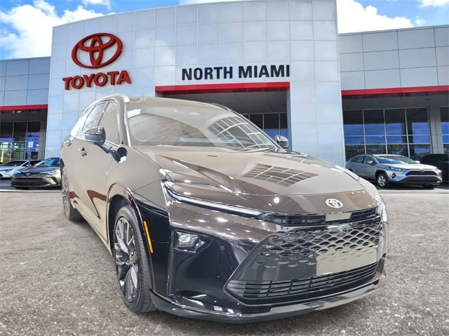 2025 Toyota Crown Signia SUV 