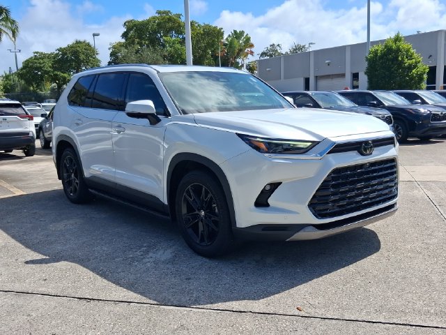 2025 Toyota Grand Highlander SUV 