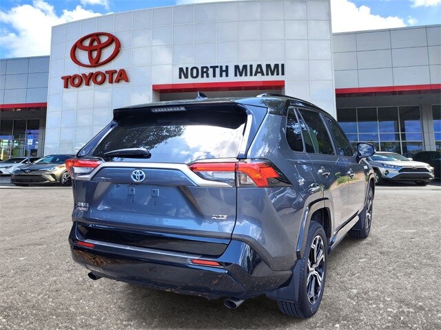 2023 Toyota RAV4 Prime XSE photo 4