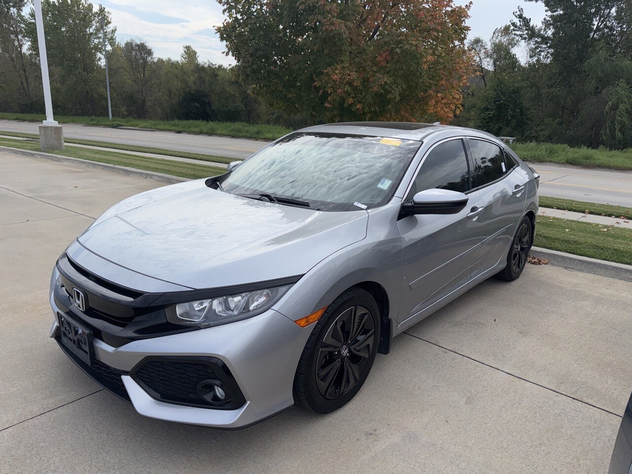 2018 Honda Civic EX Hatchback photo 2
