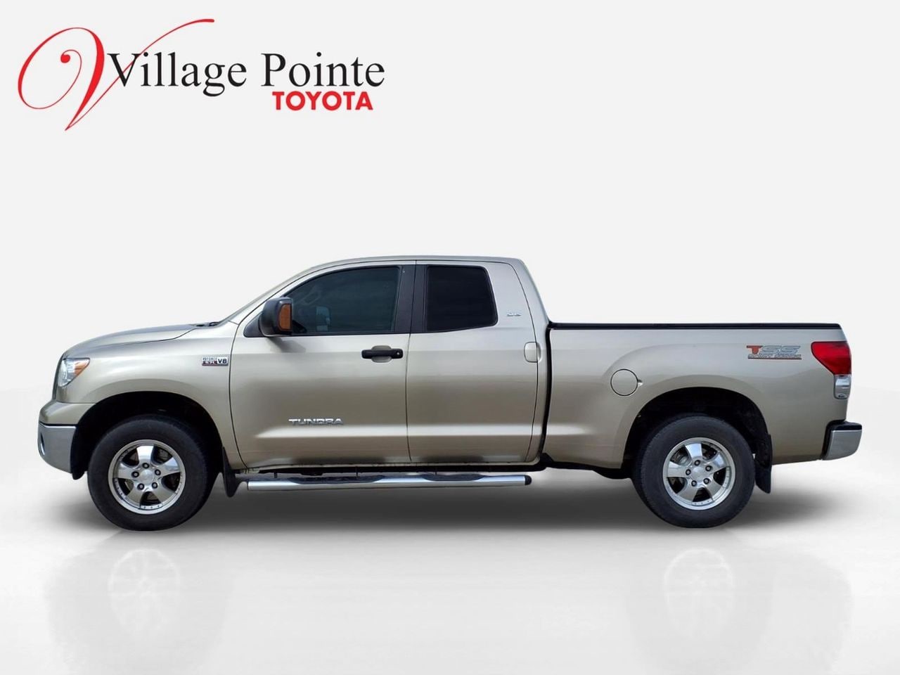 Used 2007 Toyota Tundra SR5 with VIN 5TFRV54157X005513 for sale in Omaha, NE