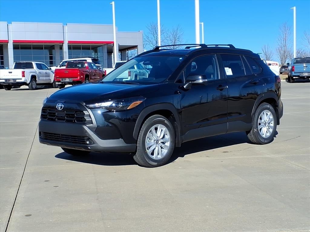 2026 Toyota Corolla Cross LE FWD