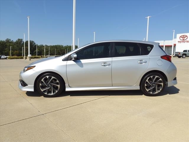 Used 2016 Scion iM Base with VIN JTNKARJE8GJ503926 for sale in Elkhorn, NE