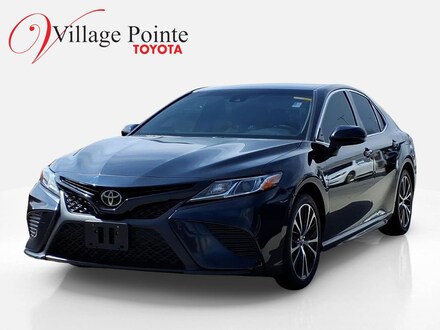 2018 Toyota Camry SE Sedan