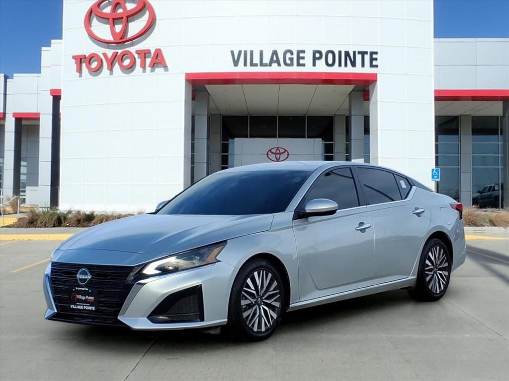 2023 Nissan Altima SV