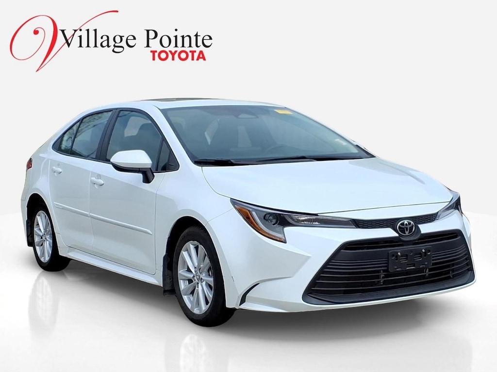 Used 2024 Toyota Corolla LE Sedan