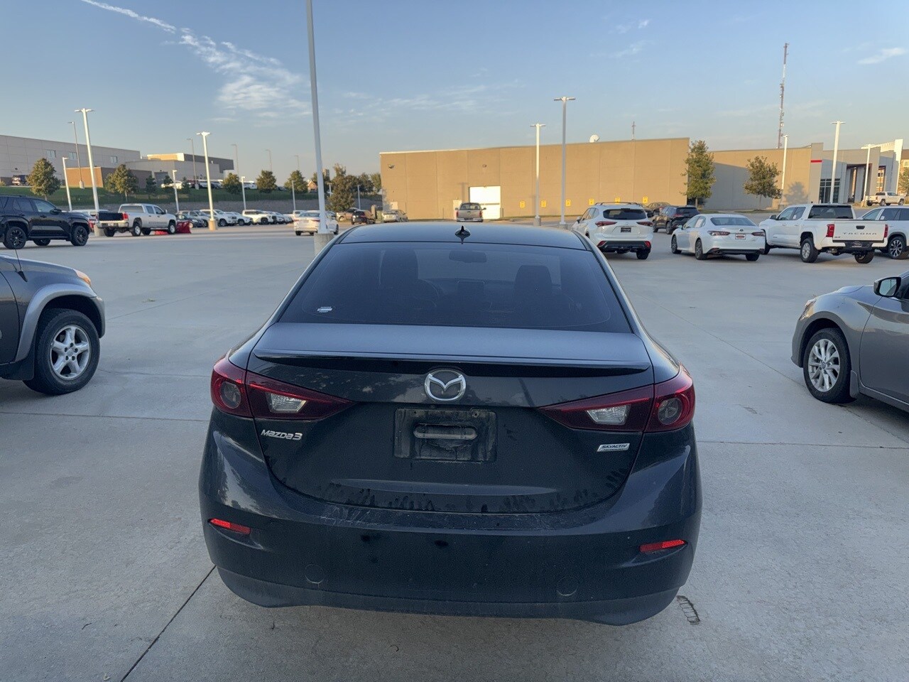 2016 Mazda Mazda3 Grand Touring photo 3