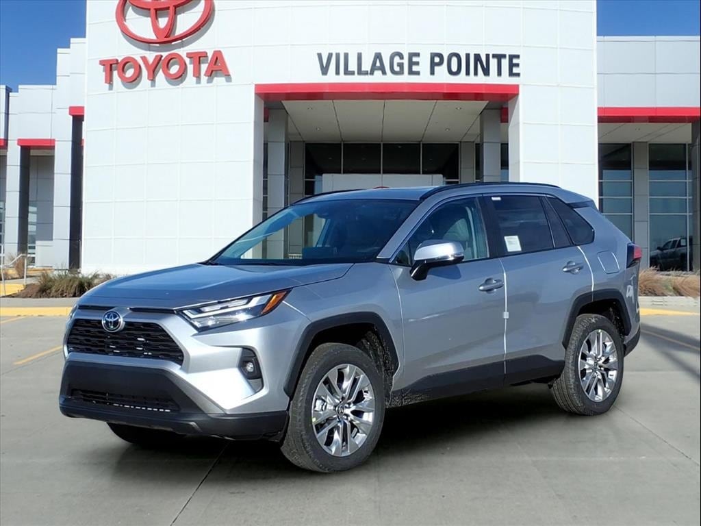 2025 Toyota RAV4 XLE Premium's photo