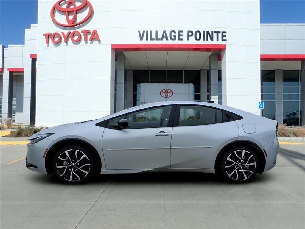 New 2026 Toyota Prius Plug-In Hybrid XSE Premium Hatchback