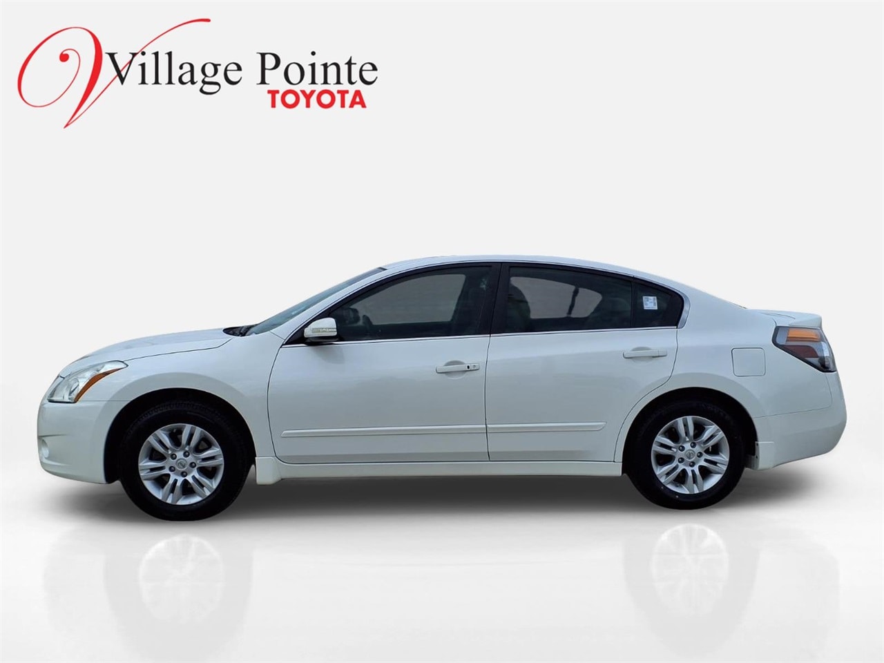 Used 2010 Nissan Altima S with VIN 1N4AL2AP4AN414105 for sale in Omaha, NE