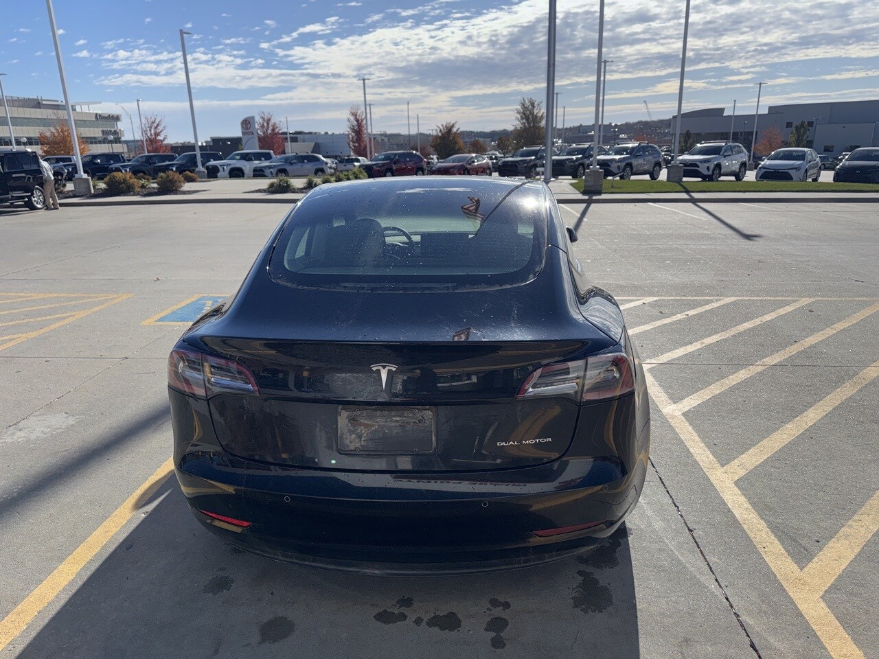 2022 Tesla Model 3 Long Range photo 3