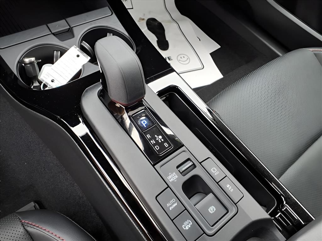 2026 Toyota Prius Plug-in Hybrid XSE Premium - Photo 19