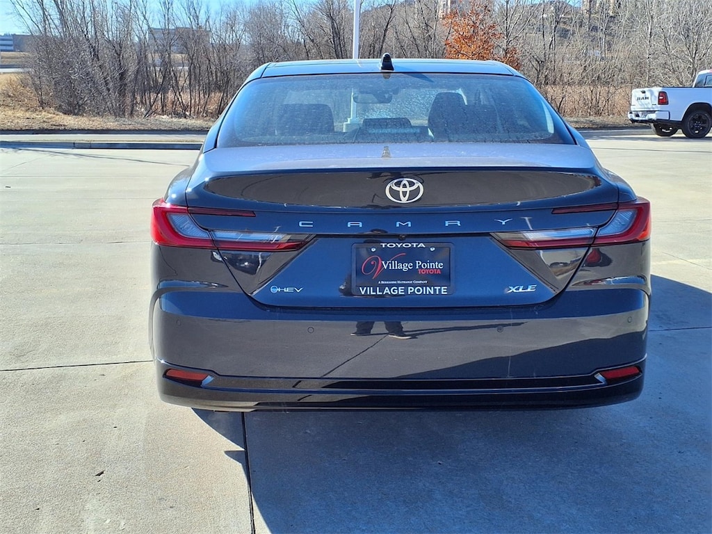 New 2025 Toyota Camry XLE Sedan
