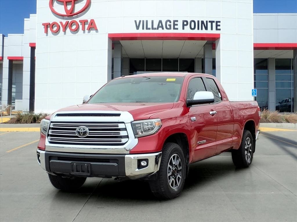 2018 Toyota Tundra Limited's photo