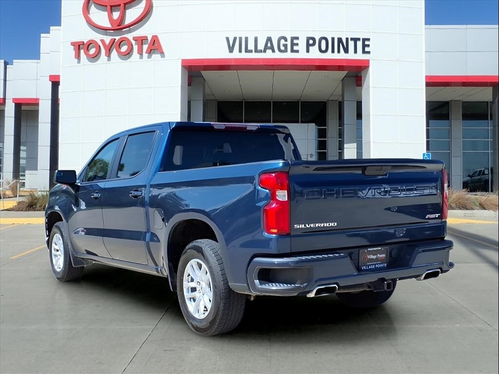 2021 Chevrolet Silverado 1500 RST photo 3