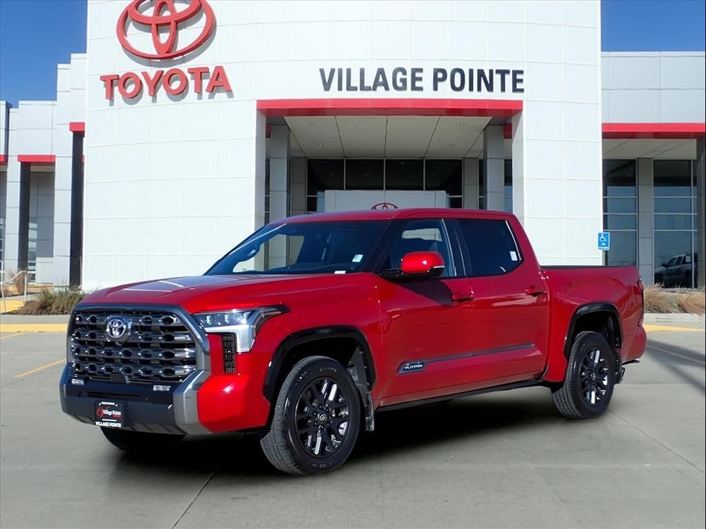 2025 Toyota Tundra Platinum's photo