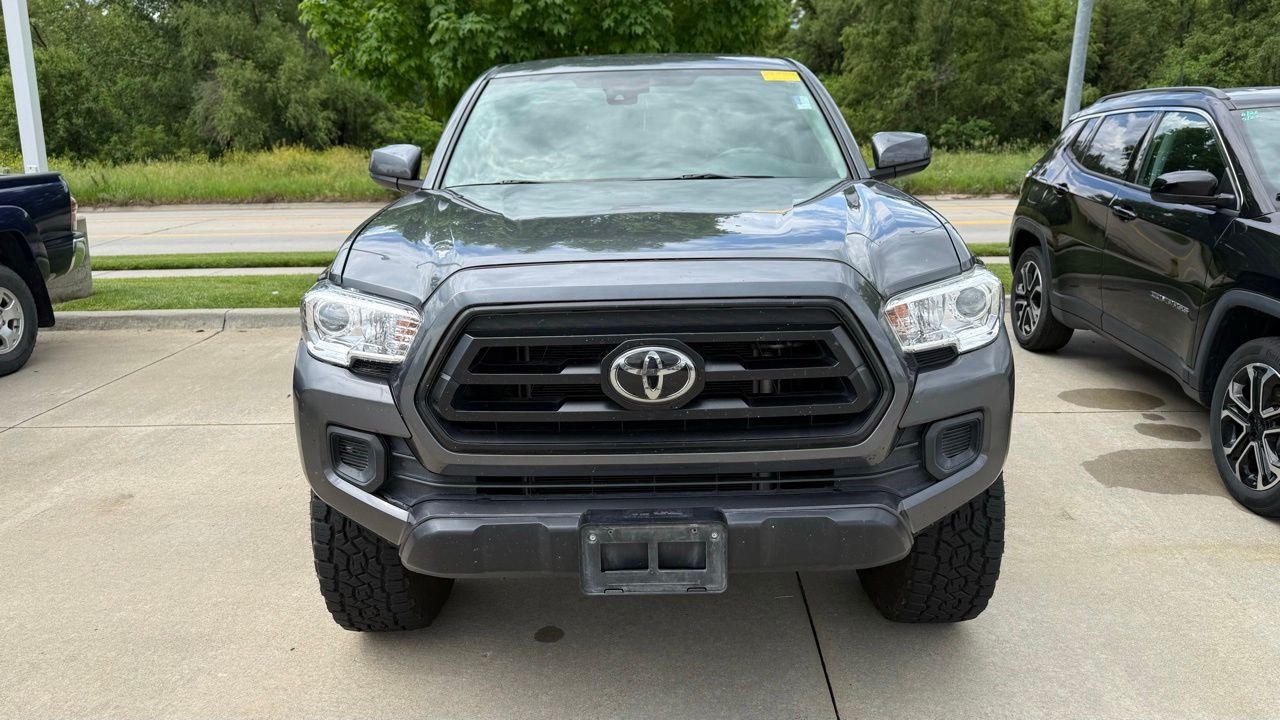 2022 Toyota Tacoma SR Double Cab 4WD V6 Auto Short Bed's photo