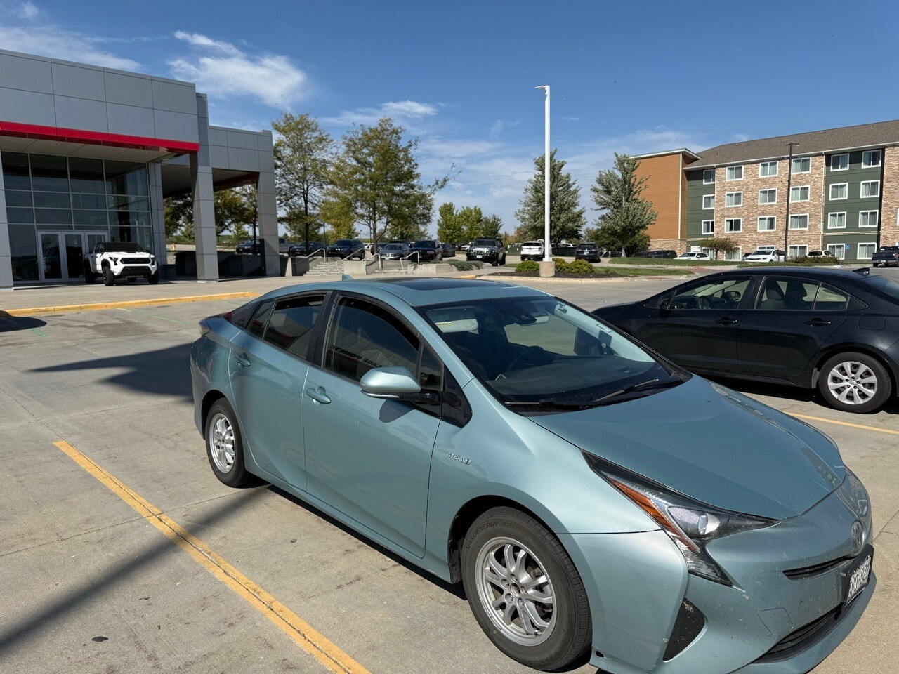 2017 Toyota Prius Two Eco Three Four Touring photo 2