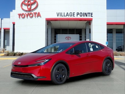 2026 Toyota Prius LE Hatchback